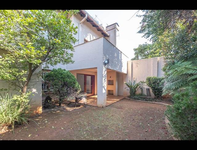 4 BEDROOM DUPLEX FOR SALE IN BRUMA